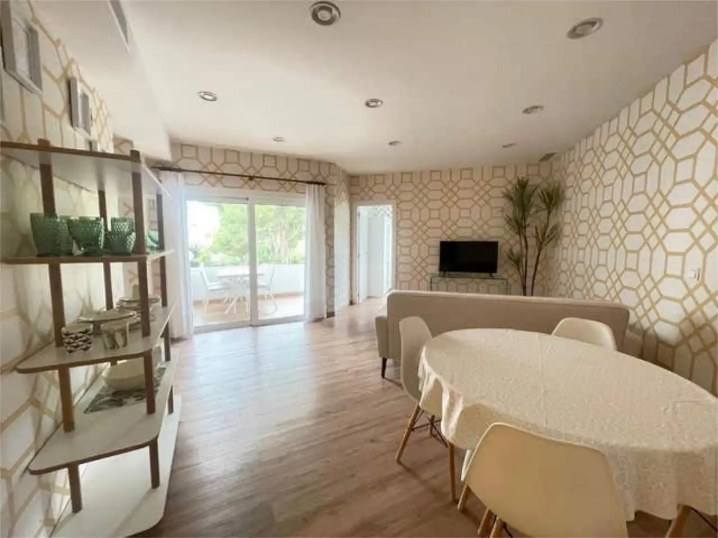 Flat for rent in Aloha Garden of Flat for rent in Marbella with Private garden, Terrace and Swimming Pool
