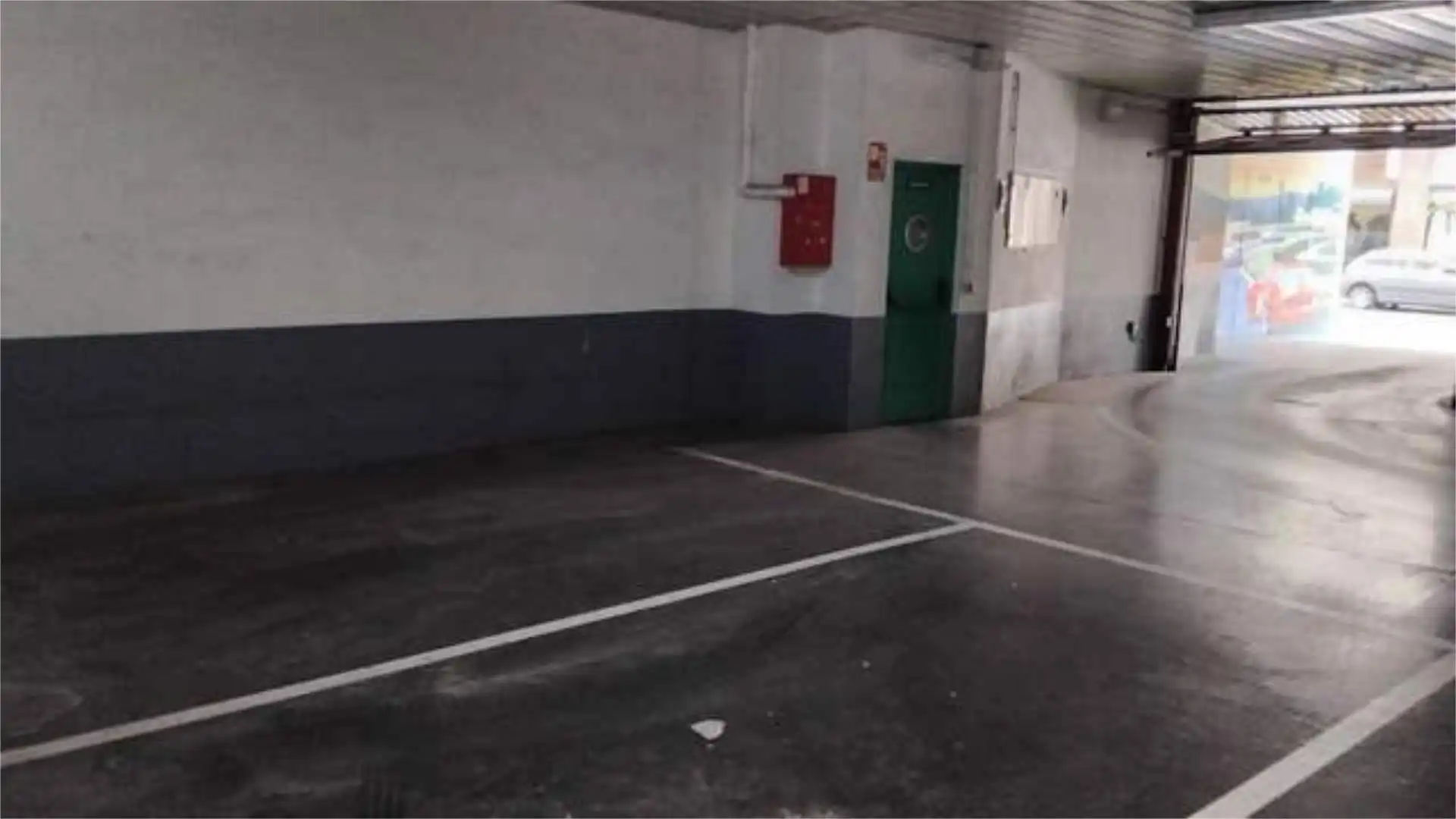 Garage zur Miete in Aranbizkarra Parkplatz von Garage zur Miete in Vitoria - Gasteiz