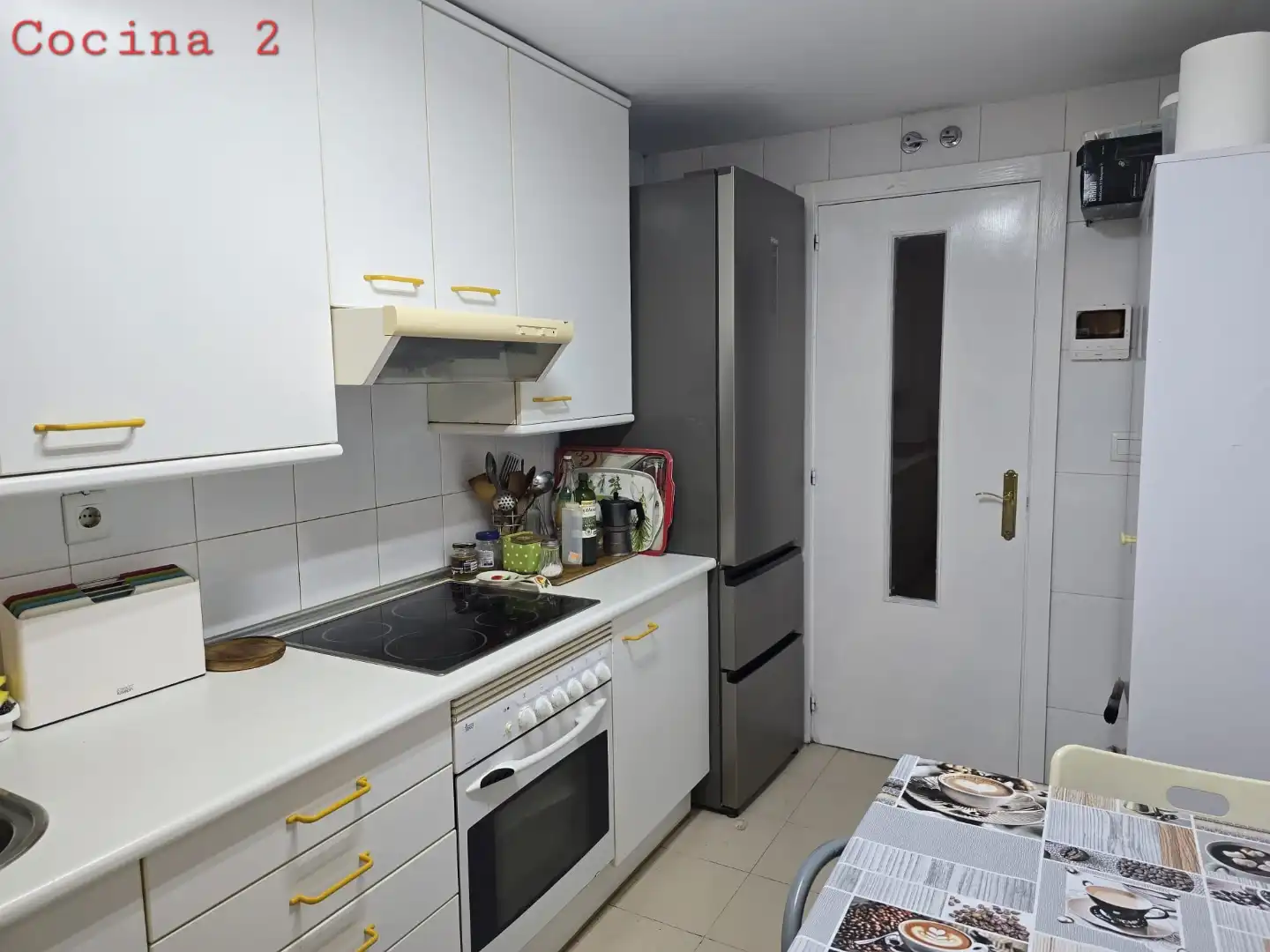 Pis en venda a Calle de Eduardo Barreiros, 122, Los Ángeles Cuina de Pis en venda en Madrid Capital