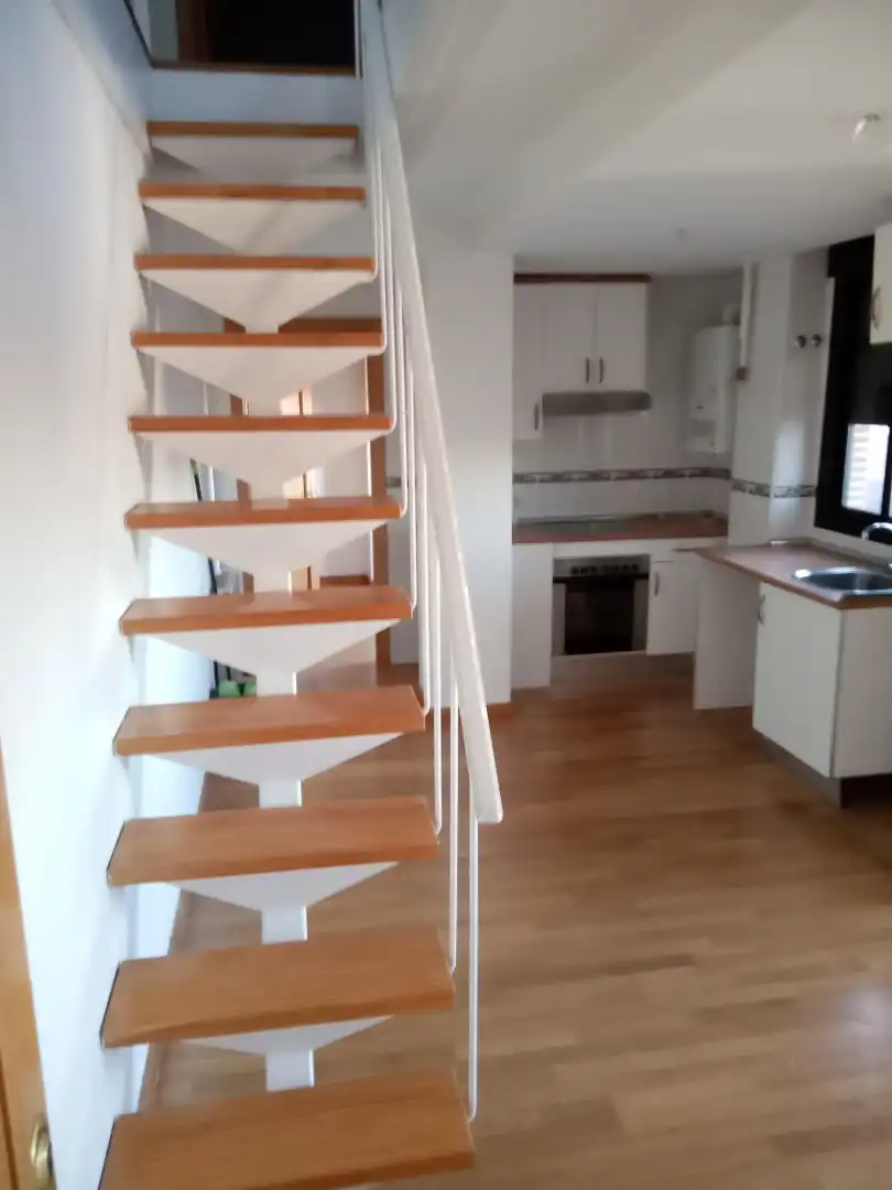 Cocina de Piso de alquiler en Madrid con Calefacción, Jardín privado y Parquet
