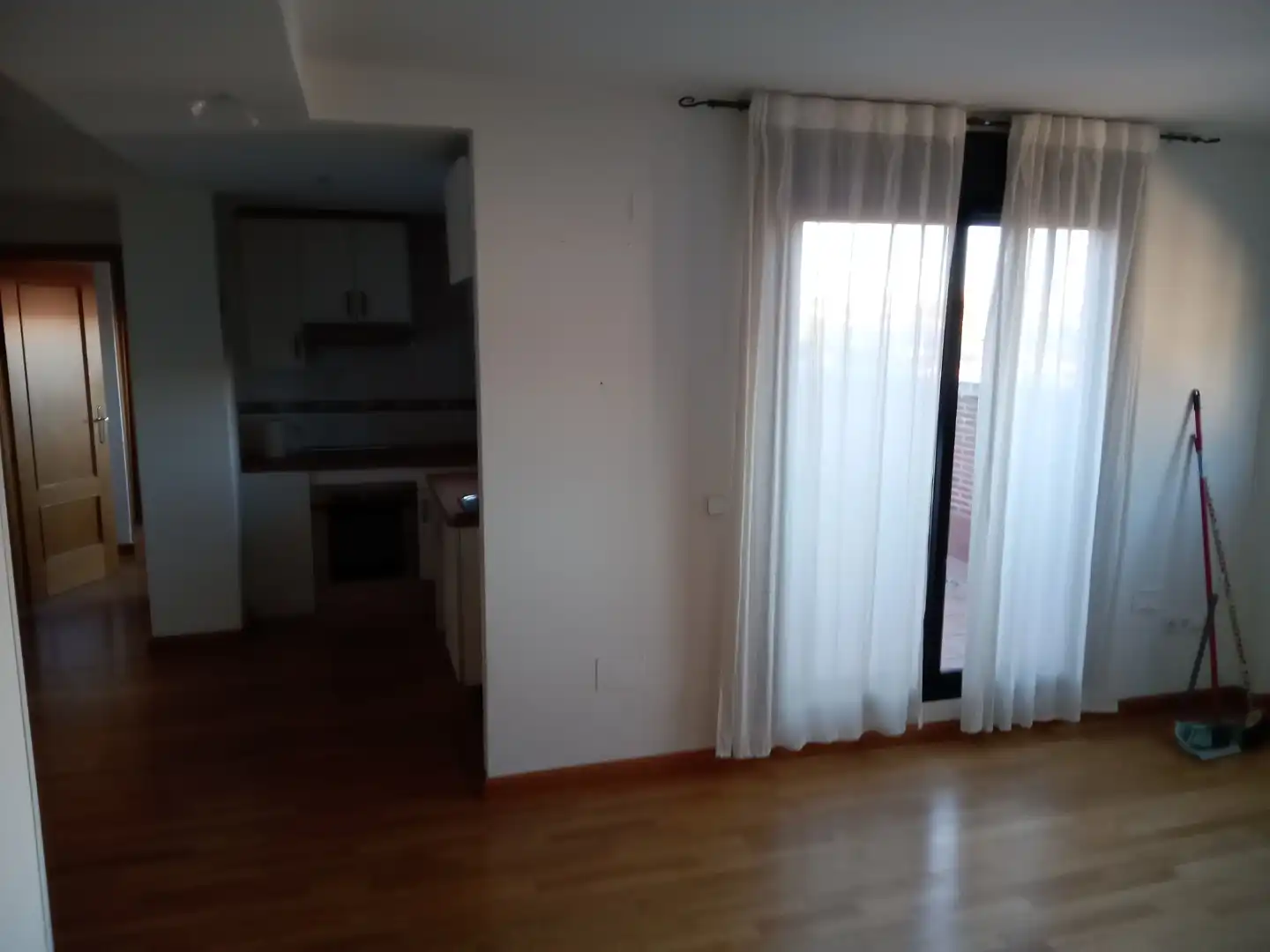 Sala de estar de Piso de alquiler en Madrid con Calefacción, Jardín privado y Parquet