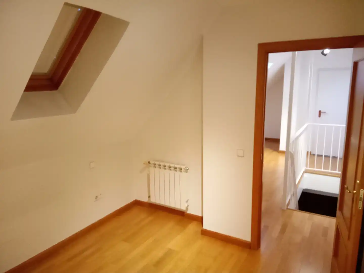 Piso de alquiler en Madrid con Calefacción, Jardín privado y Parquet