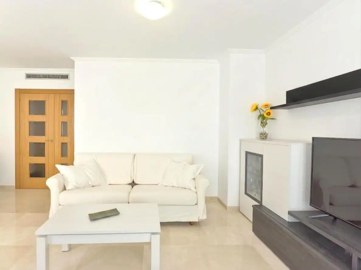 Piso en venta en Carrer de Manuel Broseta, 39, Oliva pueblo Sala de estar de Piso en venta en Oliva con Aire acondicionado y Balcón