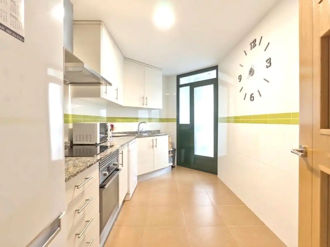 Piso en venta en Carrer de Manuel Broseta, 39, Oliva pueblo Cocina de Piso en venta en Oliva con Aire acondicionado y Balcón