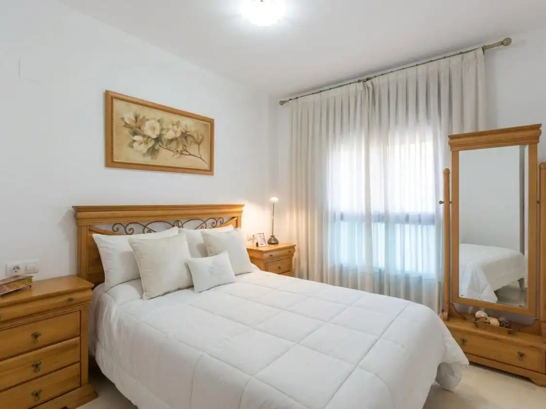 Piso en venta en Carrer de Manuel Broseta, 39, Oliva pueblo Habitación de Piso en venta en Oliva con Aire acondicionado y Balcón