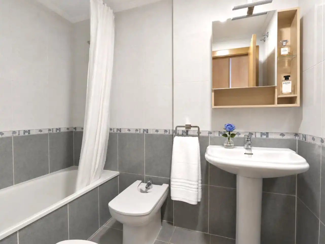 Piso en venta en Carrer de Manuel Broseta, 39, Oliva pueblo Baño de Piso en venta en Oliva con Aire acondicionado y Balcón