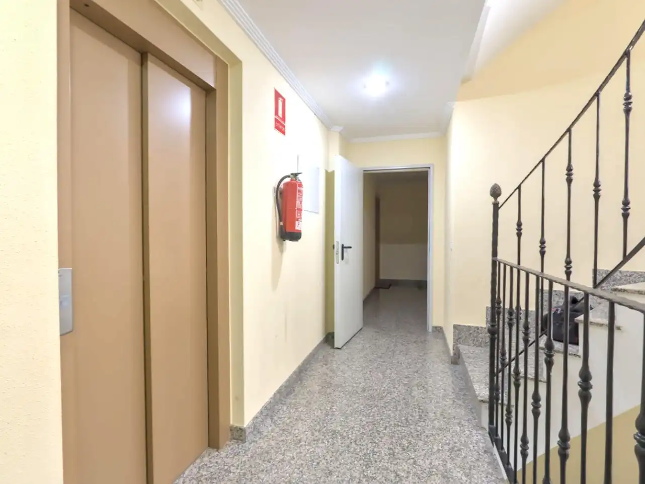 Piso en venta en Carrer de Manuel Broseta, 39, Oliva pueblo Piso en venta en Oliva con Aire acondicionado y Balcón