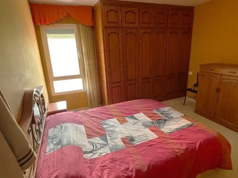Piso en venta en Calle Rosalía de Castro, 25, San Isidro Habitación de Piso en venta en Granadilla de Abona con Terraza, Trastero y Amueblado
