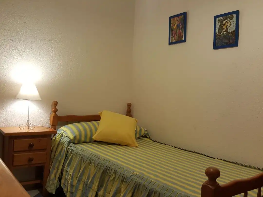 Piso de alquiler en Plaza Acuario, 1, Nuevo Parque - Los Rosales - Tráfico Pesado Habitación de Piso de alquiler en Huelva con Amueblado y Balcón