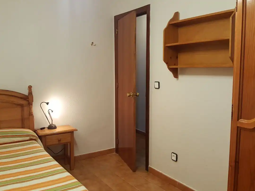 Piso de alquiler en Plaza Acuario, 1, Nuevo Parque - Los Rosales - Tráfico Pesado Habitación de Piso de alquiler en Huelva con Amueblado y Balcón