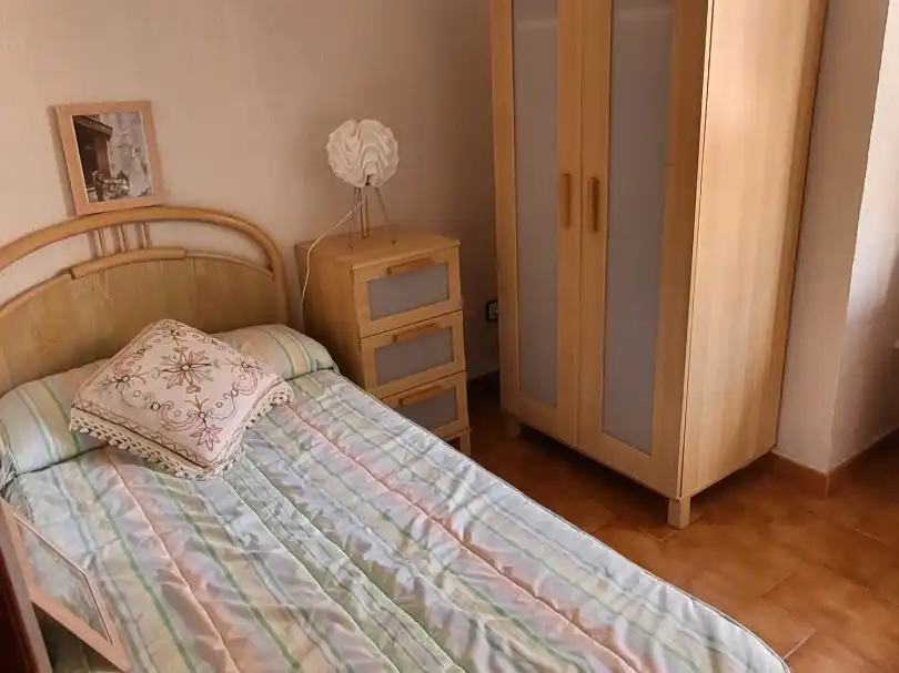 Piso de alquiler en Plaza Acuario, 1, Nuevo Parque - Los Rosales - Tráfico Pesado Habitación de Piso de alquiler en Huelva con Amueblado y Balcón