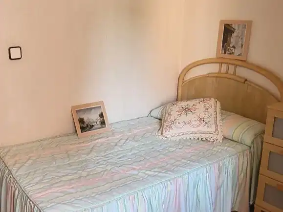 Piso de alquiler en Plaza Acuario, 1, Nuevo Parque - Los Rosales - Tráfico Pesado Habitación de Piso de alquiler en Huelva con Amueblado y Balcón