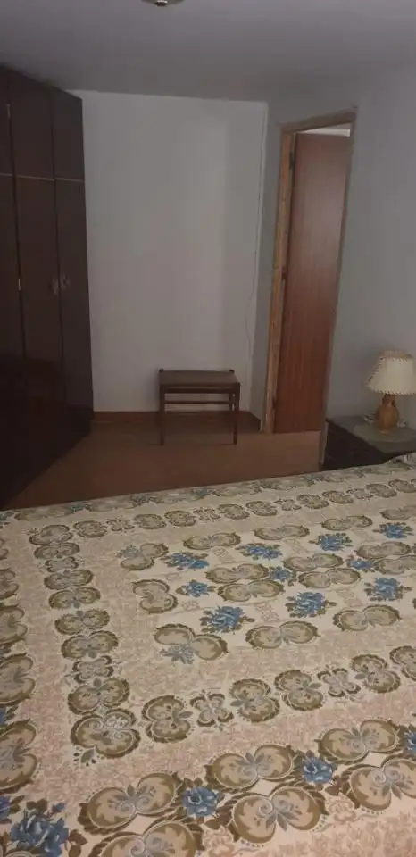 Dormitori de Casa o xalet en venda en Santa Cruz de la Zarza amb Terrassa, Moblat i Balcó