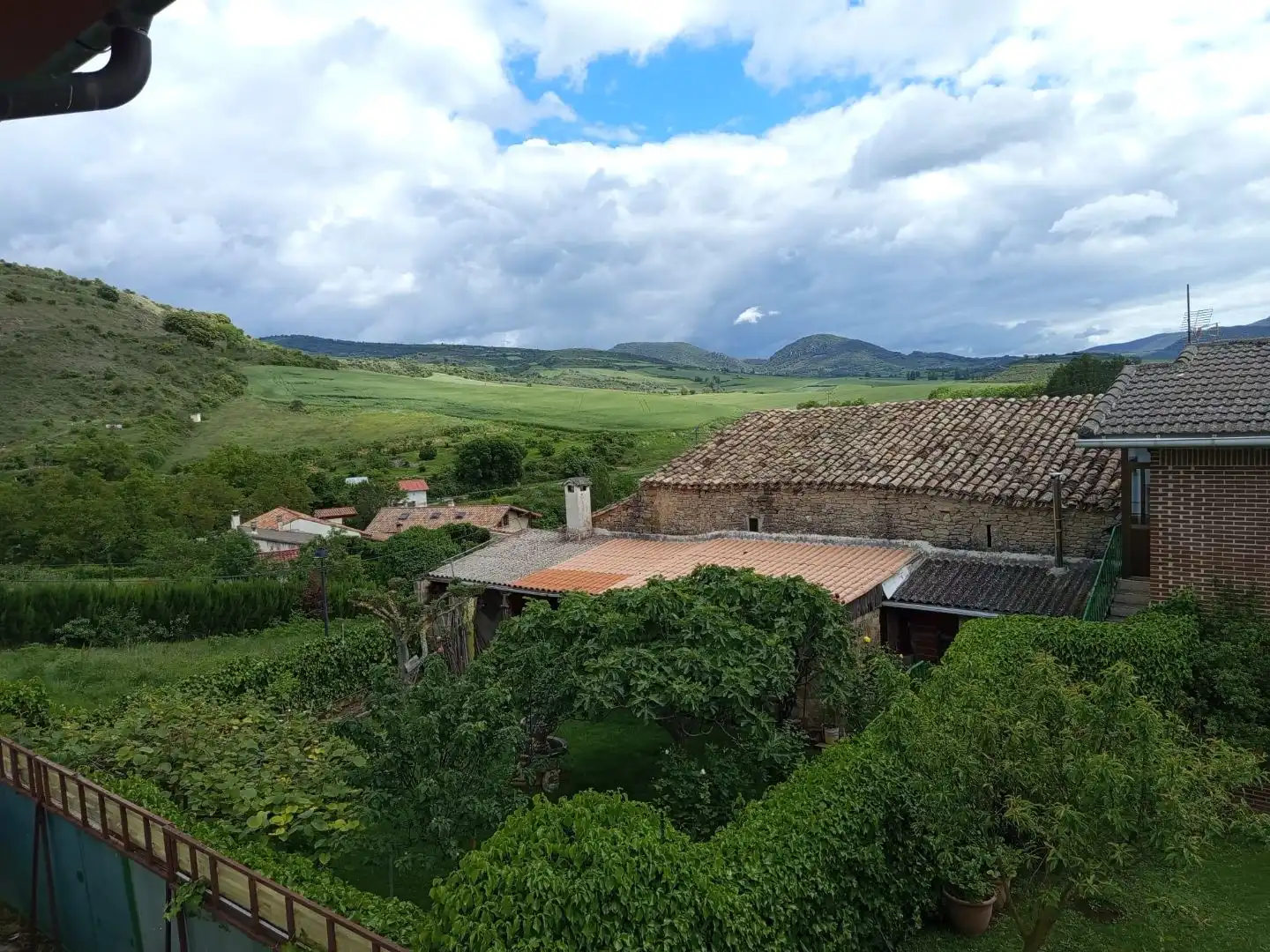 Garden of Houses for sale in Valle de Yerri / Deierri  with Air Conditioner, Heating and Private garden