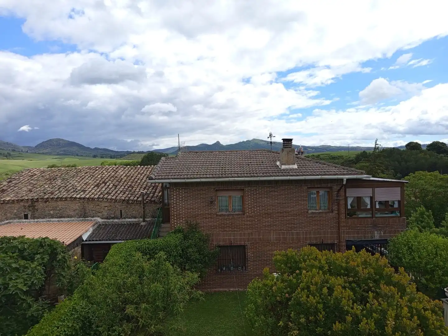 Vista exterior de Casa o chalet en venta en Valle de Yerri / Deierri con Aire acondicionado, Calefacción y Jardín privado