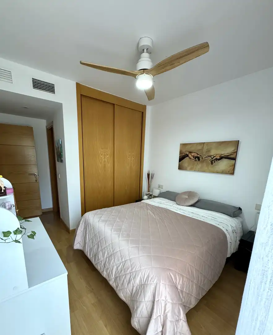 Piso en venta en Calle Oregano, 4, Santangelo Habitación de Piso en venta en Benalmádena con Aire acondicionado, Terraza y Piscina