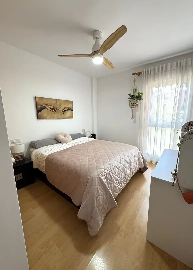 Piso en venta en Calle Oregano, 4, Santangelo Habitación de Piso en venta en Benalmádena con Aire acondicionado, Terraza y Piscina