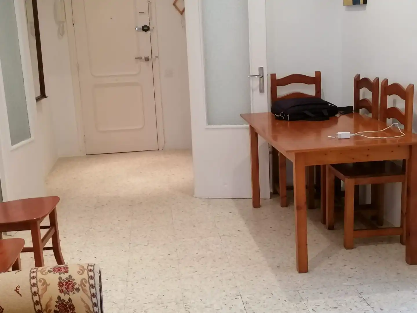 Menjador de Pis de lloguer en Cádiz amb Aire condicionat i Moblat