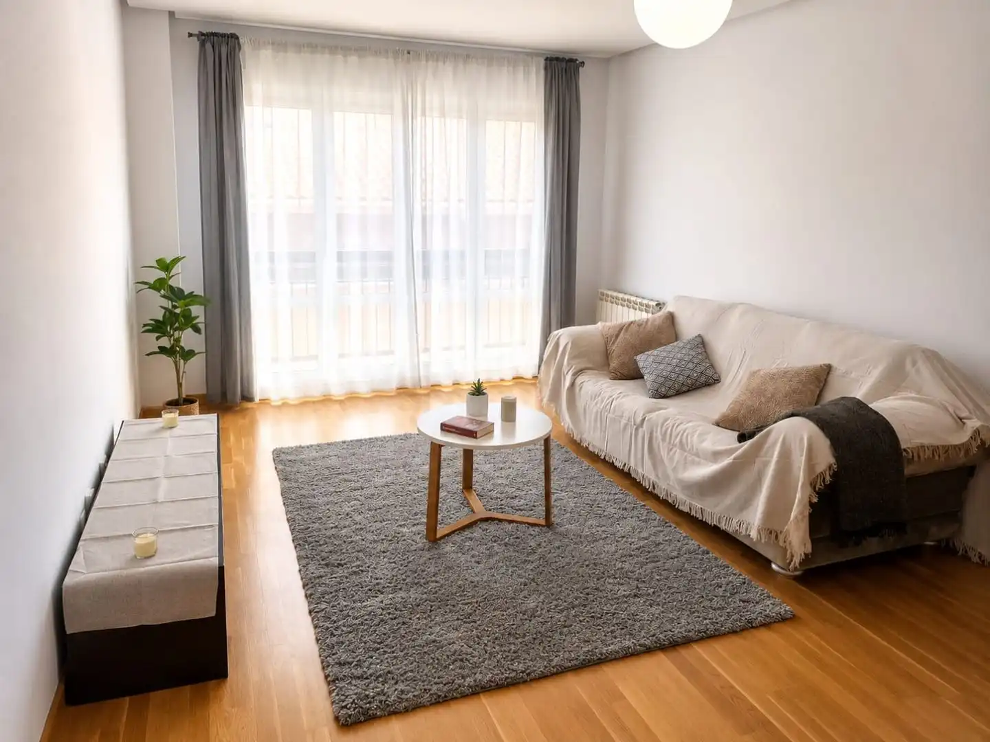 Piso en venta en Camino de Ubiercas, 3, Griseras - Gardachales Sala de estar de Piso en venta en Tudela con Terraza y Balcón