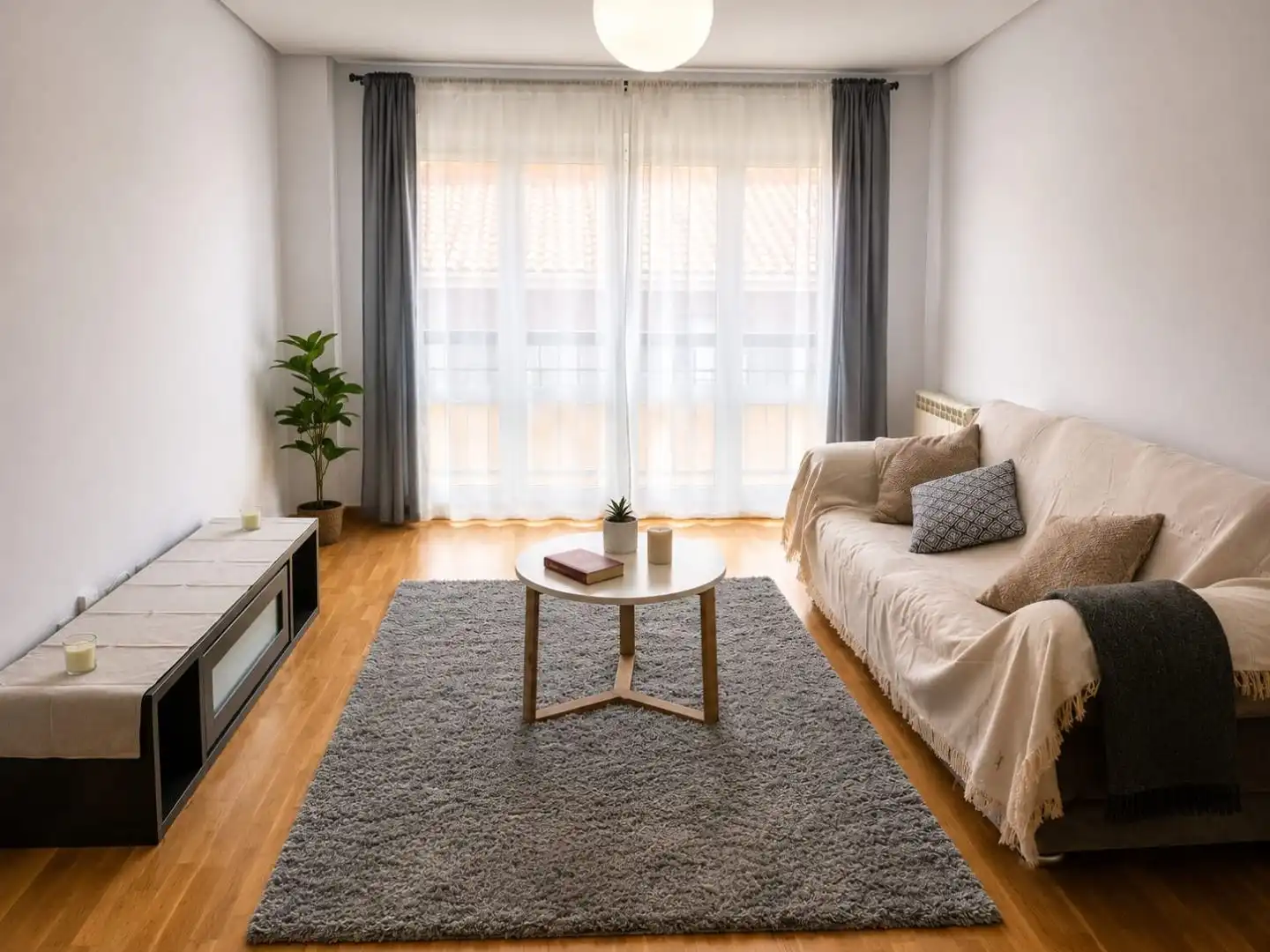 Piso en venta en Camino de Ubiercas, 3, Griseras - Gardachales Sala de estar de Piso en venta en Tudela con Terraza y Balcón