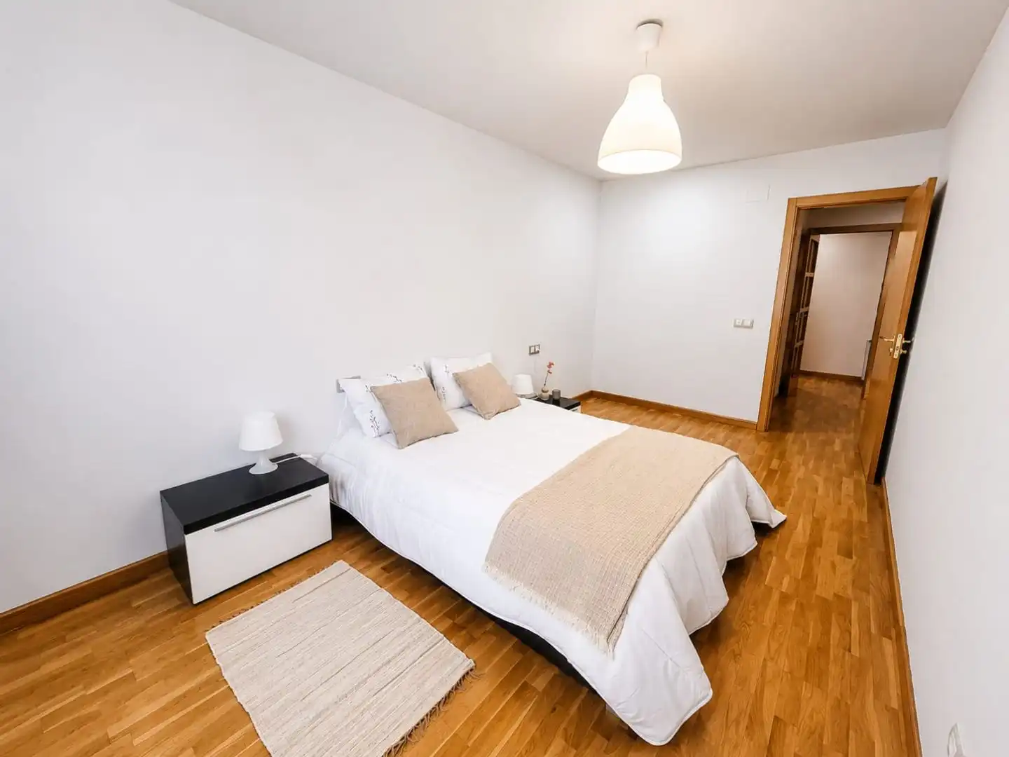 Piso en venta en Camino de Ubiercas, 3, Griseras - Gardachales Habitación de Piso en venta en Tudela con Terraza y Balcón