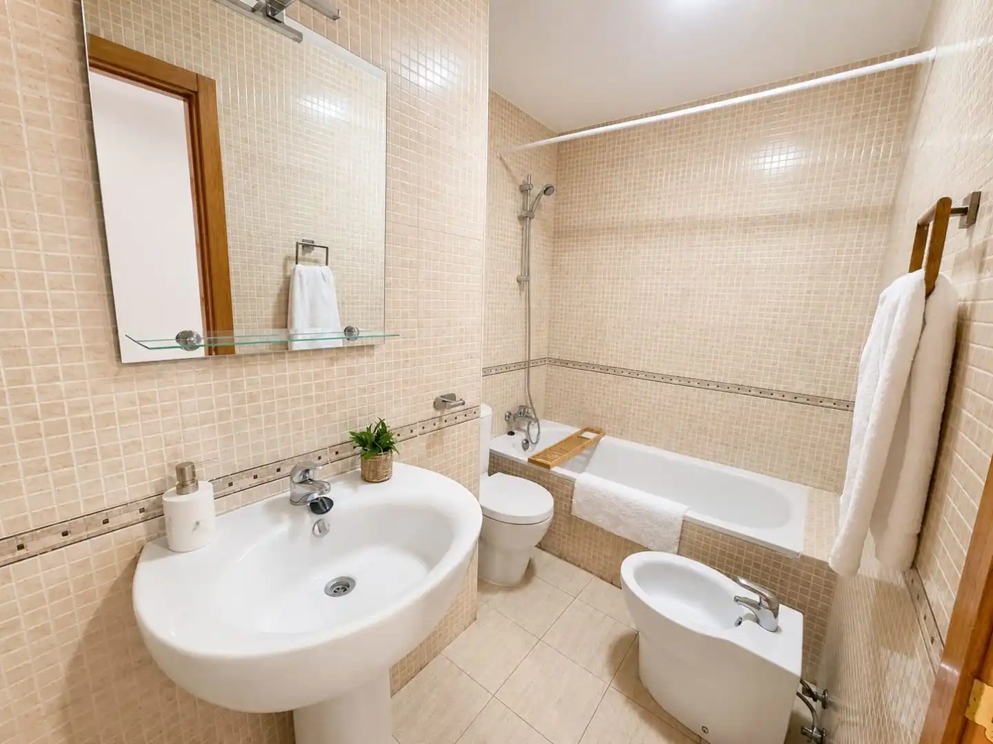Piso en venta en Camino de Ubiercas, 3, Griseras - Gardachales Baño de Piso en venta en Tudela con Terraza y Balcón