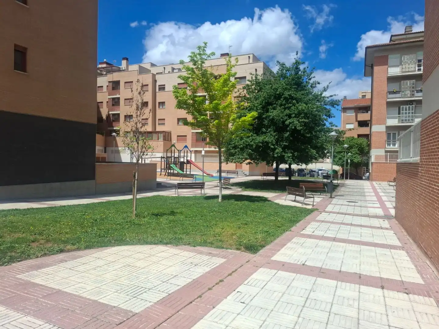 Piso en venta en Camino de Ubiercas, 3, Griseras - Gardachales Vista exterior de Piso en venta en Tudela con Terraza y Balcón