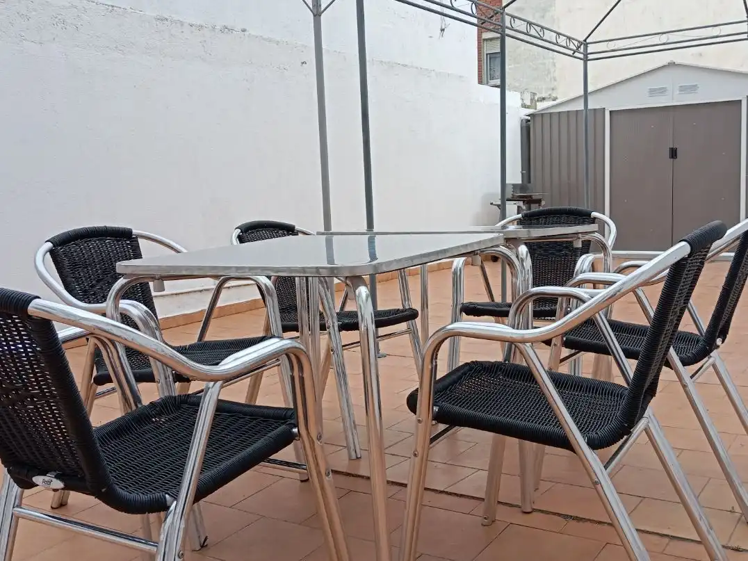 Piso de alquiler en Calle Olivares, 2, Puerta de Cuartos - Avda. de Portugal Terraza de Piso de alquiler en Talavera de la Reina con Aire acondicionado, Calefacción y Jardín privado