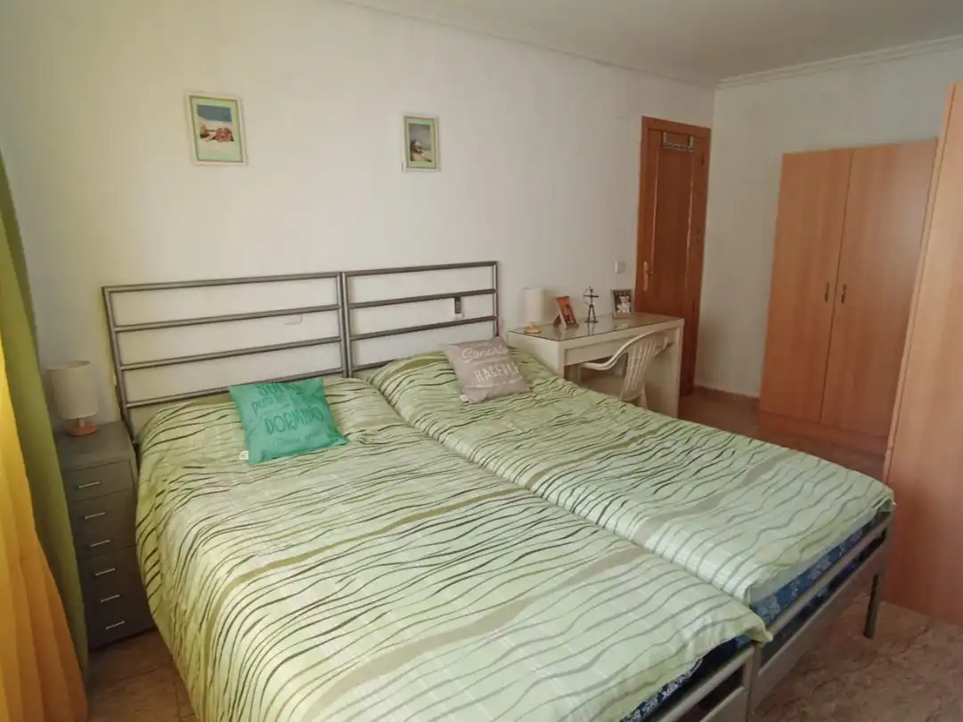 Piso de alquiler en Calle Olivares, 2, Puerta de Cuartos - Avda. de Portugal Habitación de Piso de alquiler en Talavera de la Reina con Aire acondicionado, Calefacción y Jardín privado