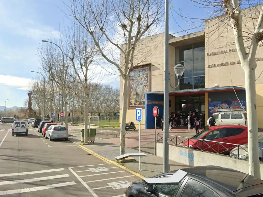 Piso de alquiler en Calle Olivares, 2, Puerta de Cuartos - Avda. de Portugal Vista exterior de Piso de alquiler en Talavera de la Reina con Aire acondicionado, Calefacción y Jardín privado