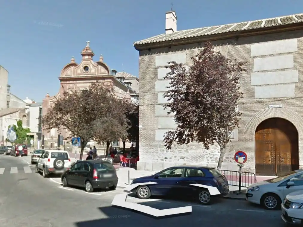 Piso de alquiler en Calle Olivares, 2, Puerta de Cuartos - Avda. de Portugal Vista exterior de Piso de alquiler en Talavera de la Reina con Aire acondicionado, Calefacción y Jardín privado
