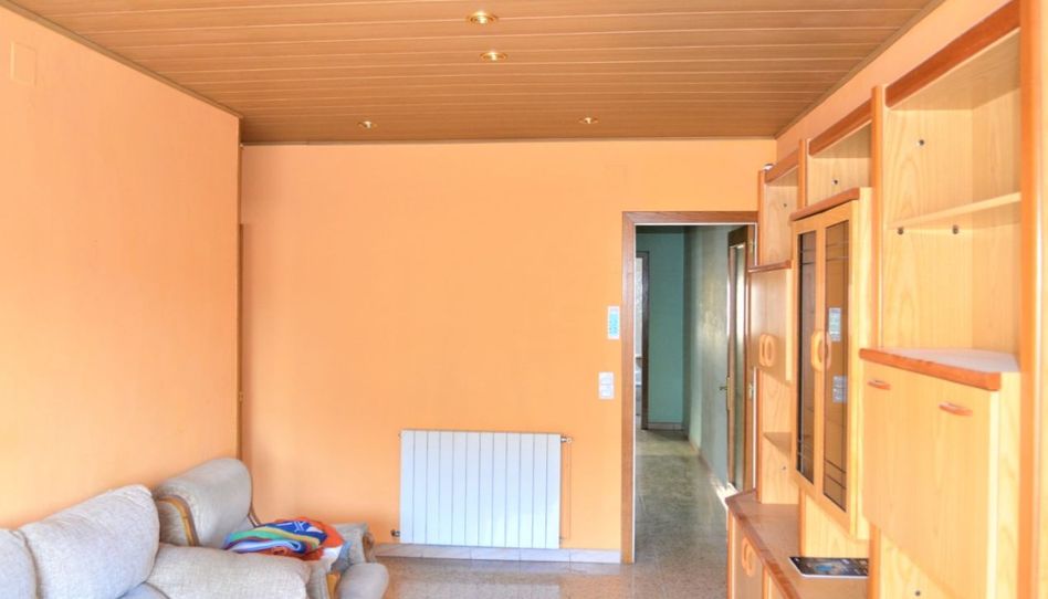 Flat for sale in Carrer del Serpent, 42, Manlleu, Barcelona - image 1 Photo 1 of Flat for sale in Carrer del Serpent, 42, Manlleu, Barcelona