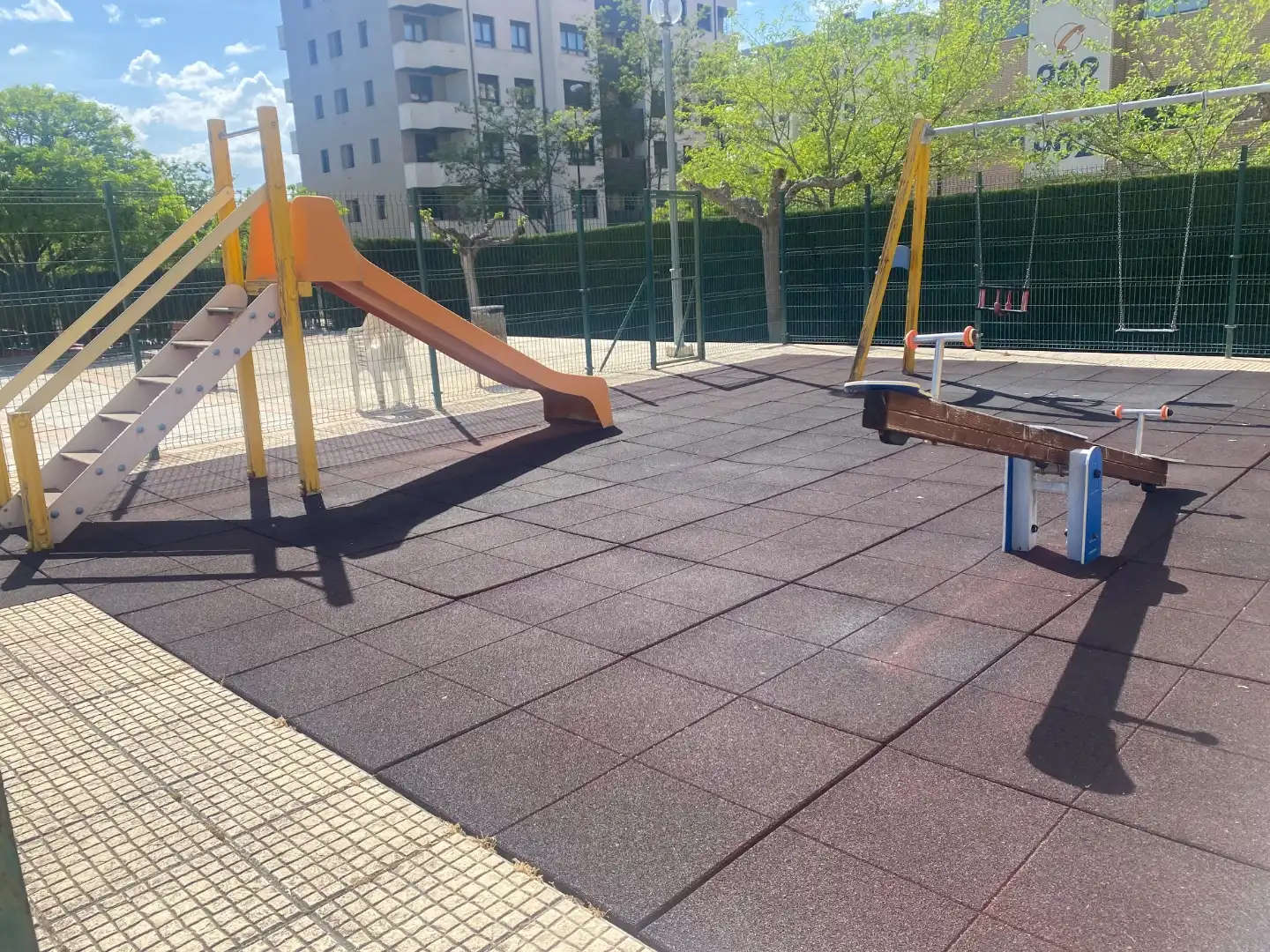 Pis en venda a Calle de la Sierra de Gredos, 1, Hospital Nuevo Terrassa de Pis en venda en Valladolid amb Calefacció, Parquet i Terrassa