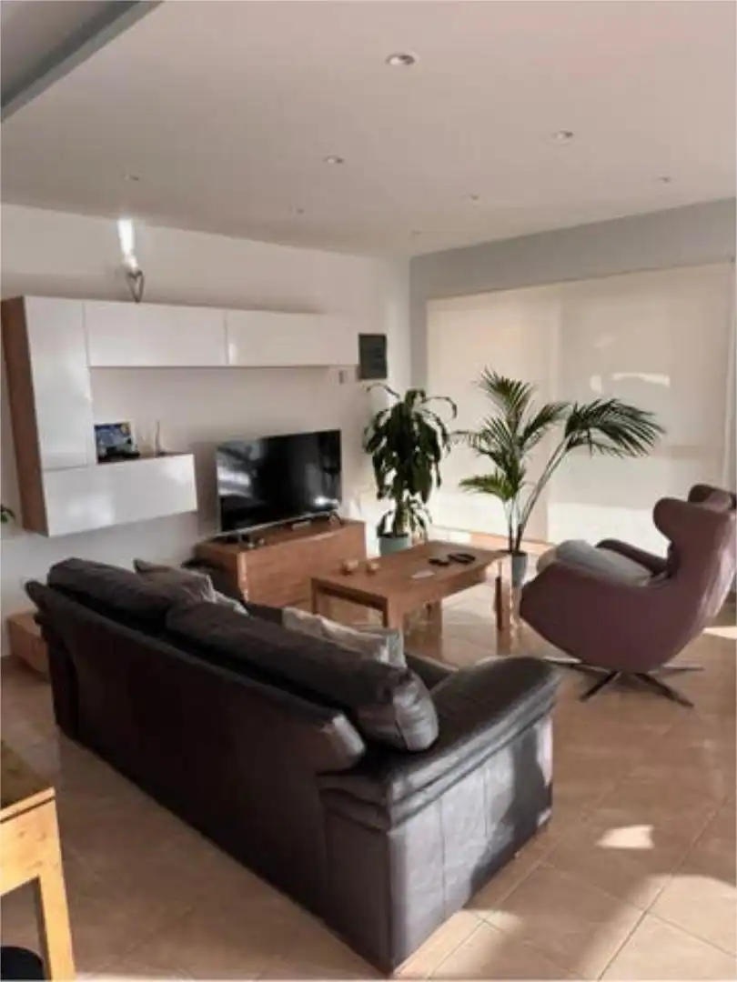 Einfamilien-Reihenhaus zur Miete in Palm - Mar Wohnzimmer von Einfamilien-Reihenhaus zur Miete in Arona mit Terrasse und Schwimmbad