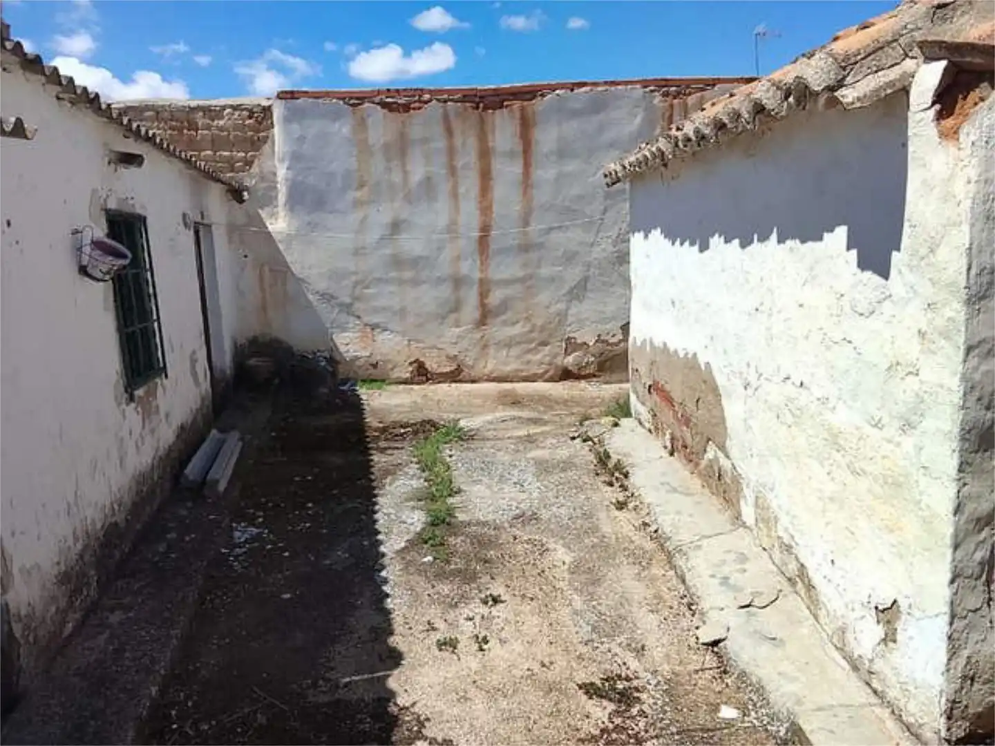 Casa o xalet en venda a Polán Vista exterior de Casa o xalet en venda en Polán