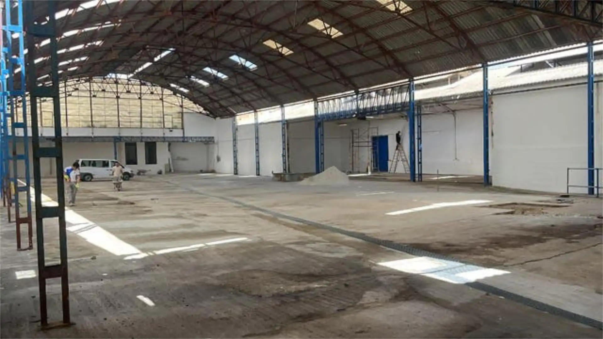 Nave industrial de alquiler en Cehegín Nave industrial de alquiler en Cehegín con Aire acondicionado