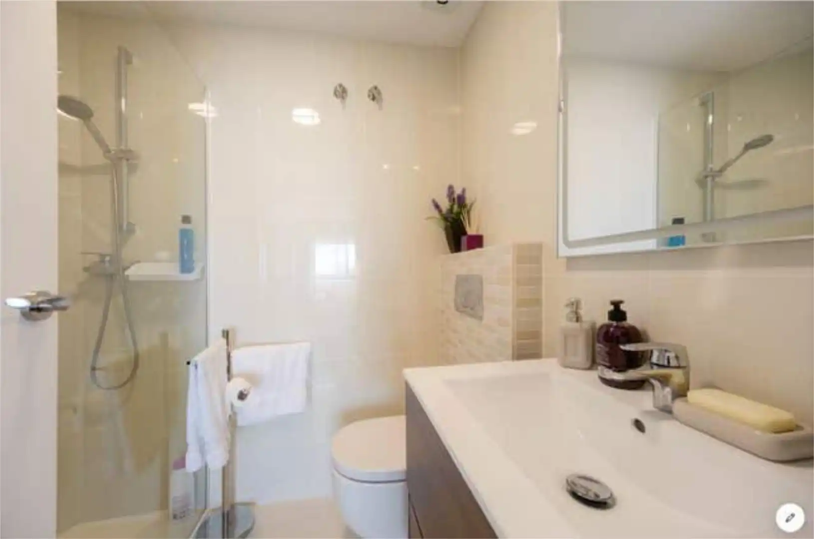 Apartament de lloguer a Albufereta Bany de Apartament de lloguer en Alicante / Alacant amb Piscina i Moblat