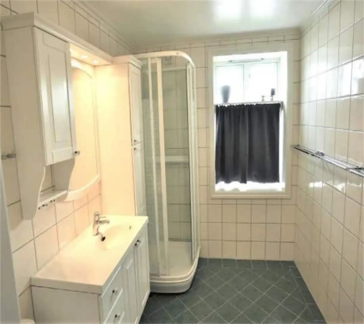 Baño de Apartamento de alquiler en Honrubia de la Cuesta con Calefacción, Amueblado y Se aceptan mascotas
