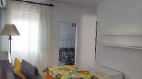 Apartamento de alquiler en San Lorenzo, Sevilla Capital - imagen 2 Foto 2 de Apartamento de alquiler en San Lorenzo, Sevilla Capital
