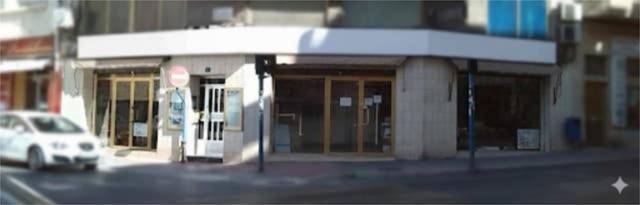 Local comercial en Alquiler en Villamontes - Boqueres