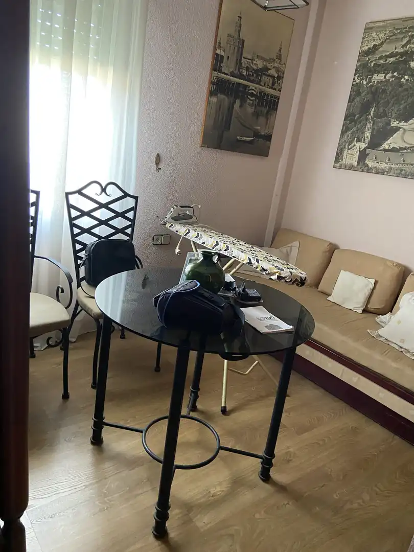 Casa o xalet en venda a Calle Lucero del Alba, 12, Palomares del Río Menjador de Casa o xalet en venda en Palomares del Río amb Aire condicionat, Terrassa i Piscina