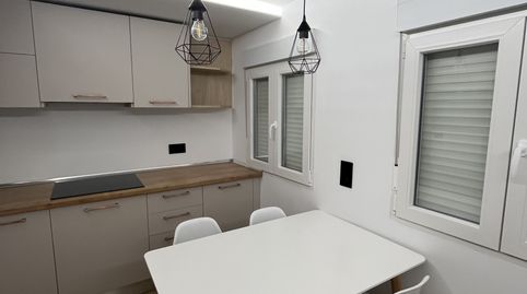 Photo 2 of Flat for rent in Plaza José Solís, 1, Peñamefecit - Avda Barcelona, Jaén Capital
