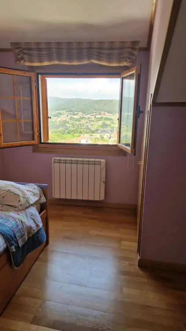 Houses for sale in Lugar Mociños, 34, Quintela de Leirado Bedroom of Houses for sale in Quintela de Leirado with Terrace