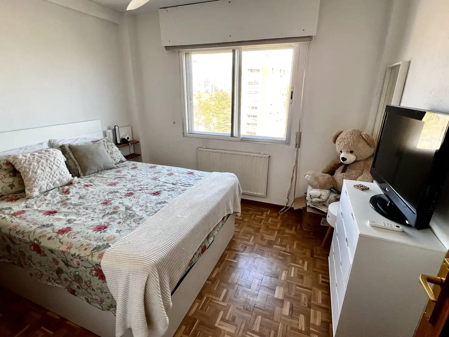 Bedroom of Flat for sale in  Madrid Capital  with Terrace