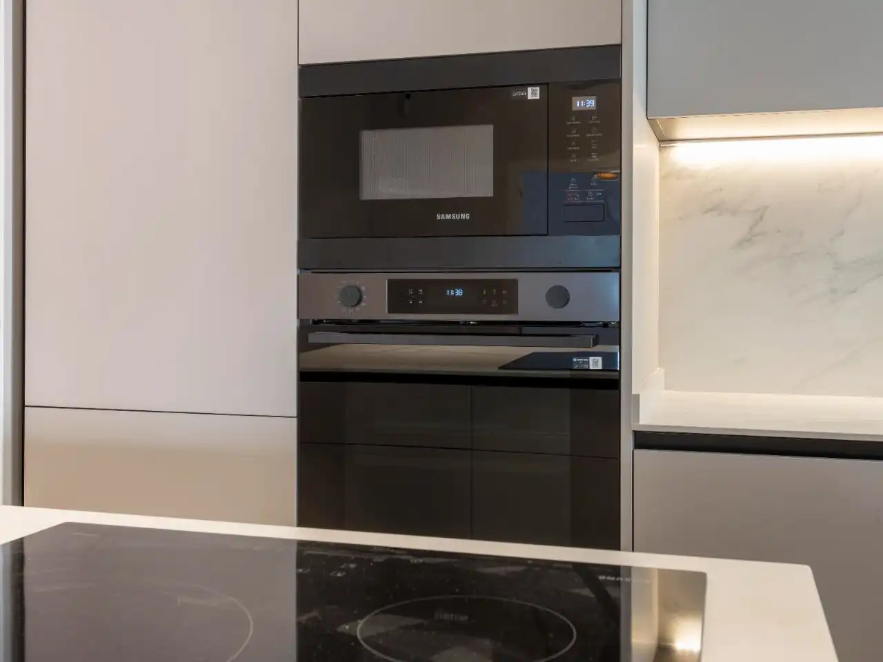 Cuina de Pis de lloguer en  Madrid Capital amb Aire condicionat i Terrassa