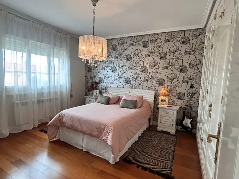 Casa o chalet en venta en Avenida de la Paz, 59, Griñón Habitación de Casa o chalet en venta en Griñón con Aire acondicionado y Terraza