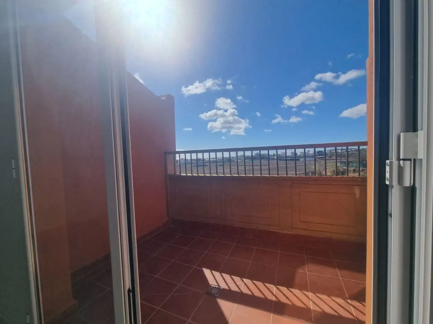 Flat for rent in Calle Julián Gayarre, 4, La Pardilla - San Antonio