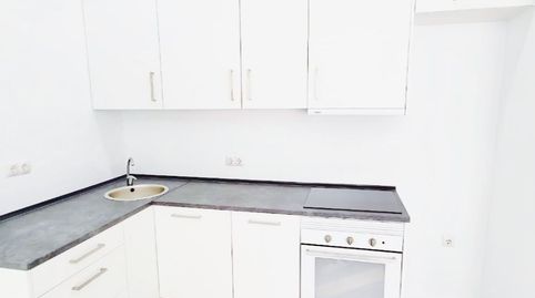 Foto 3 de Piso de alquiler en Carrer D'en Tissó, 13, La Prosperitat, Barcelona Capital