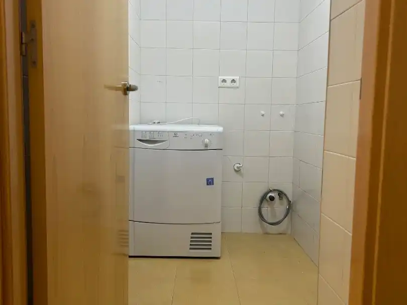 Piso de alquiler en de Viladomat, 76, Gràcia Baño de Piso de alquiler en Sabadell con Aire acondicionado, Calefacción y Parquet
