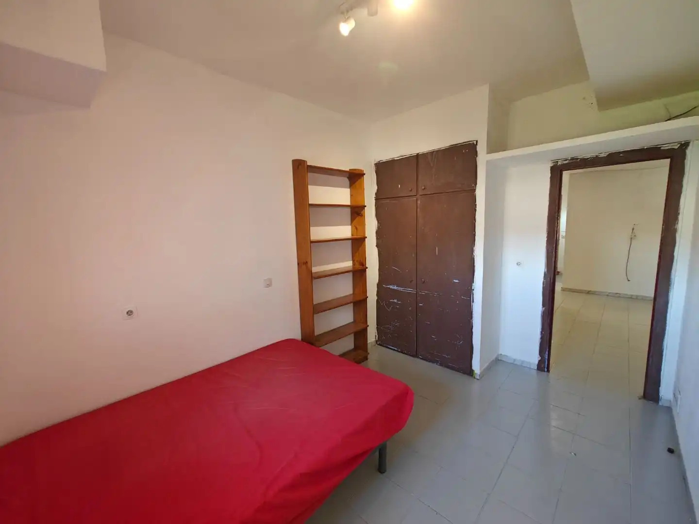 Casa adosada en venta en Carrer de Pompeu Fabra, 35, Alcoletge Habitación de Casa adosada en venta en Alcoletge con Terraza y Balcón